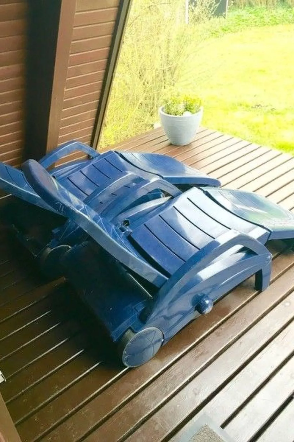 Spitzdachferienhaus mit Schwedenofen und Garten-Outside