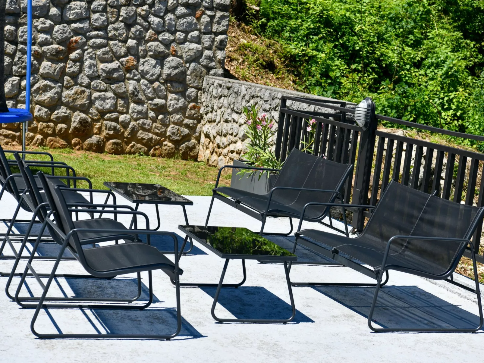 Ferienvilla mit Whirlpool-Draußen