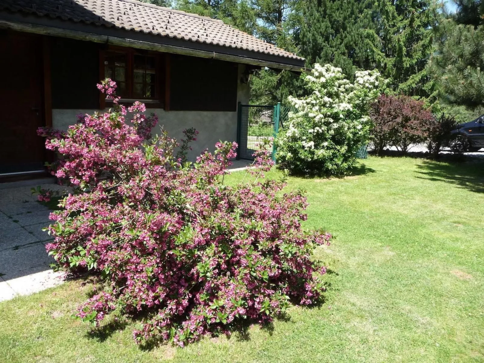 Chalet, Dil Arom, geschlossener Garten-Image-tags.info