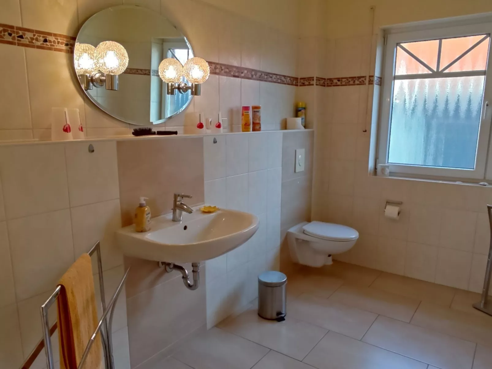 Haus am Kiessee - Mediterranes Flair mit Seeblick-Drinnen