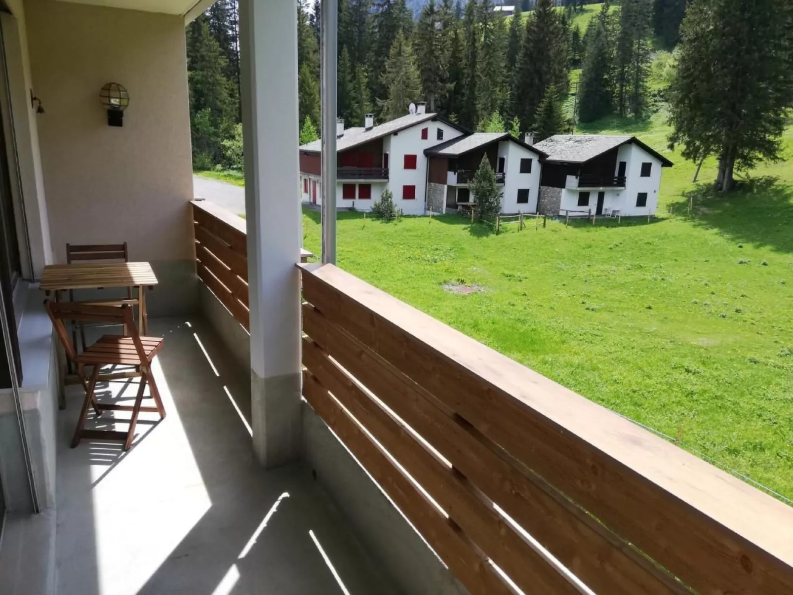 2-Zimmerwohnung Mörlialp im Wander- und Skigebiet-Draußen