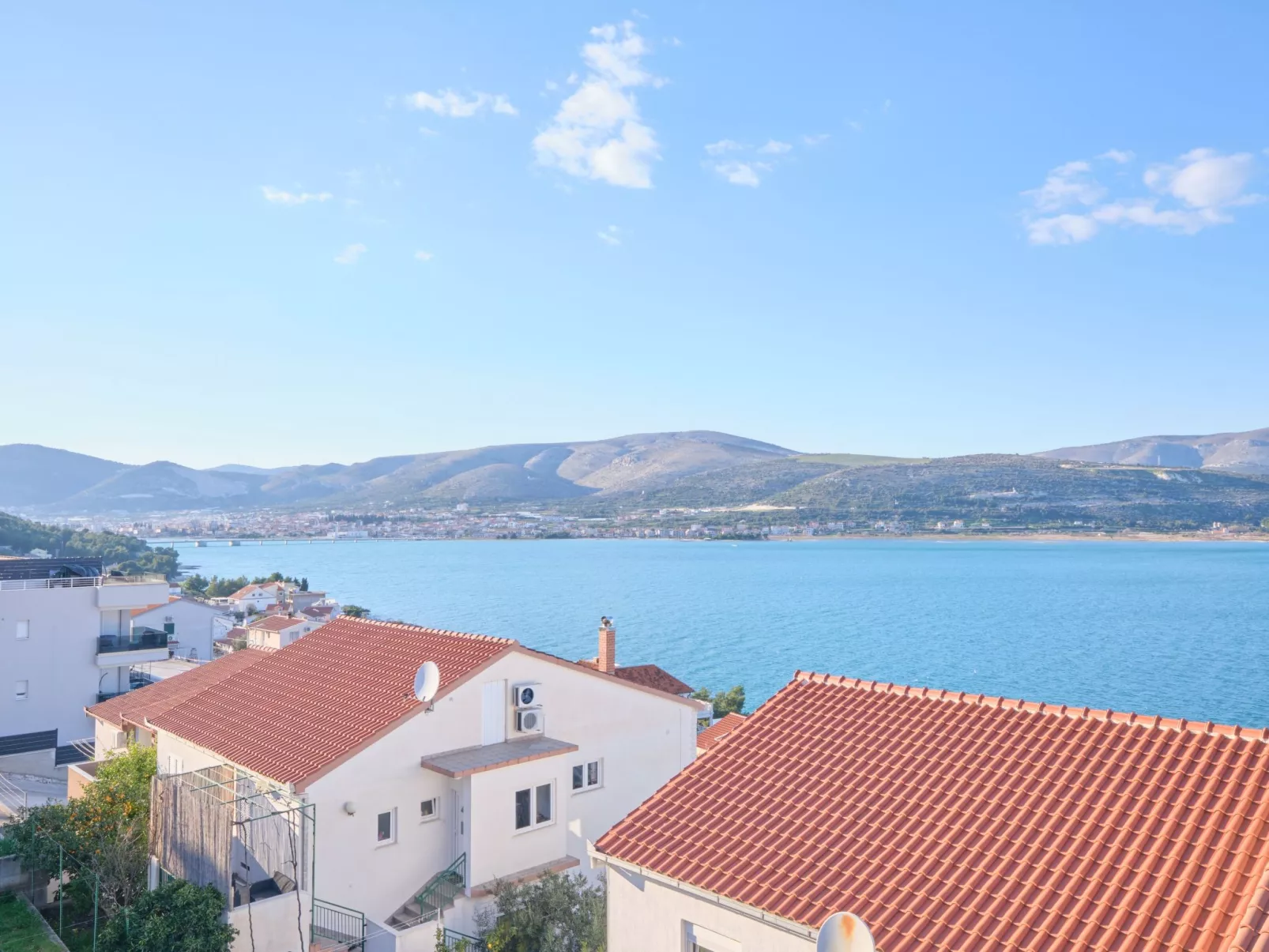 Für 4 Personen ca. 65 m&sup2; in Mastrinka, Adriaküste Kroatien (Kroatische Ins-Draußen