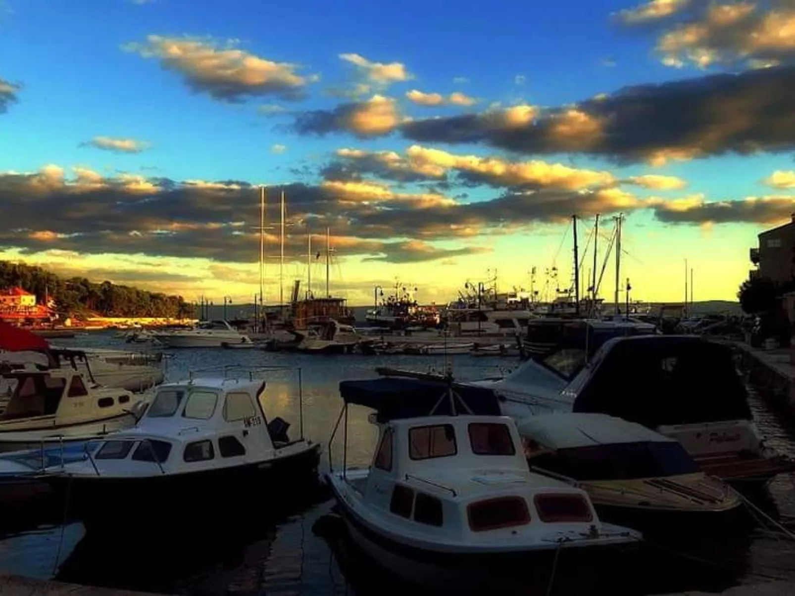 In Selca mit Garten, Terrasse und Grill-Draußen