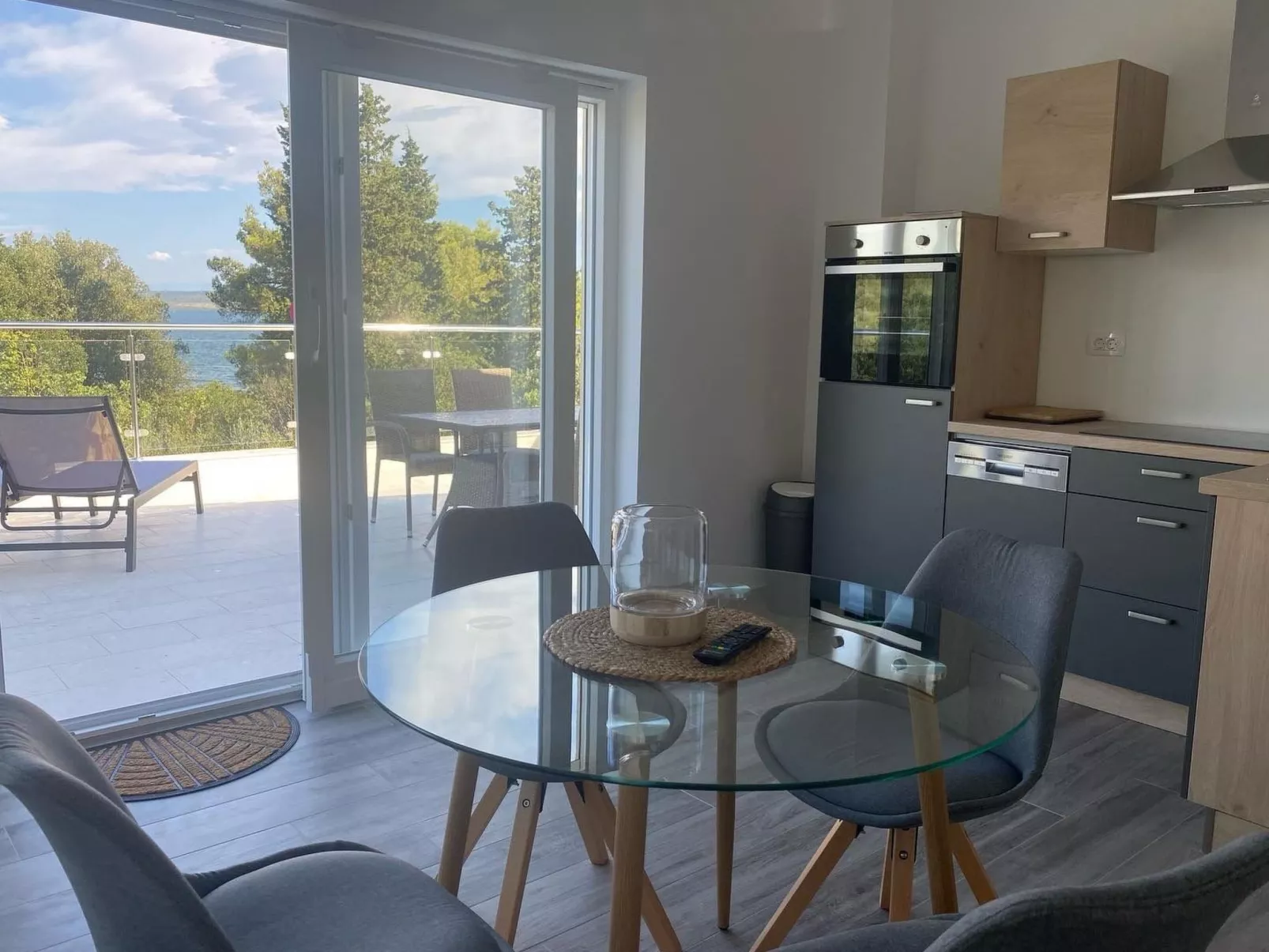 Großes Ferienhaus zur alleinigen Nutzung mit Pool-Inside