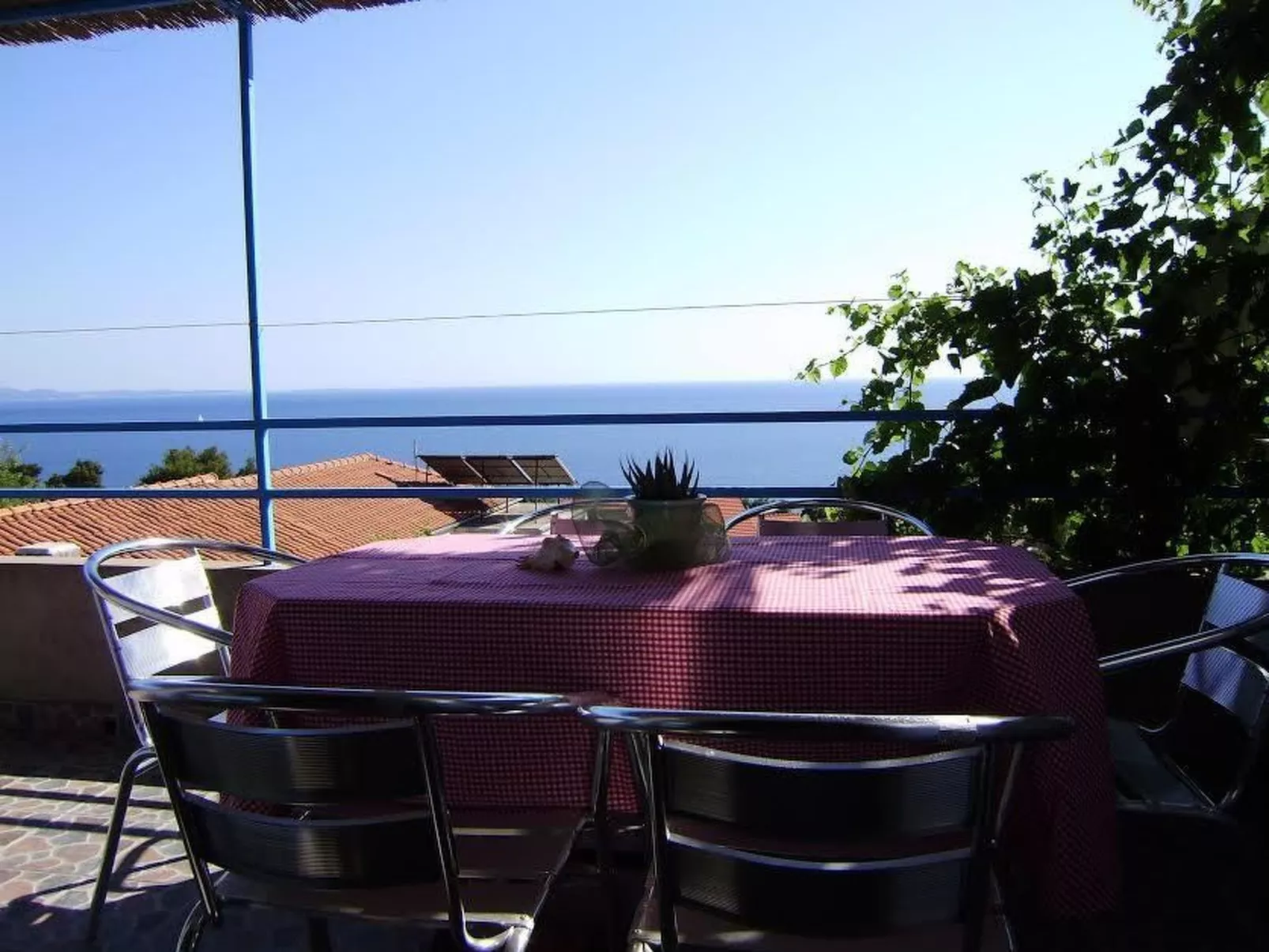 Wohnung Ana mit großer Terrasse-Draußen