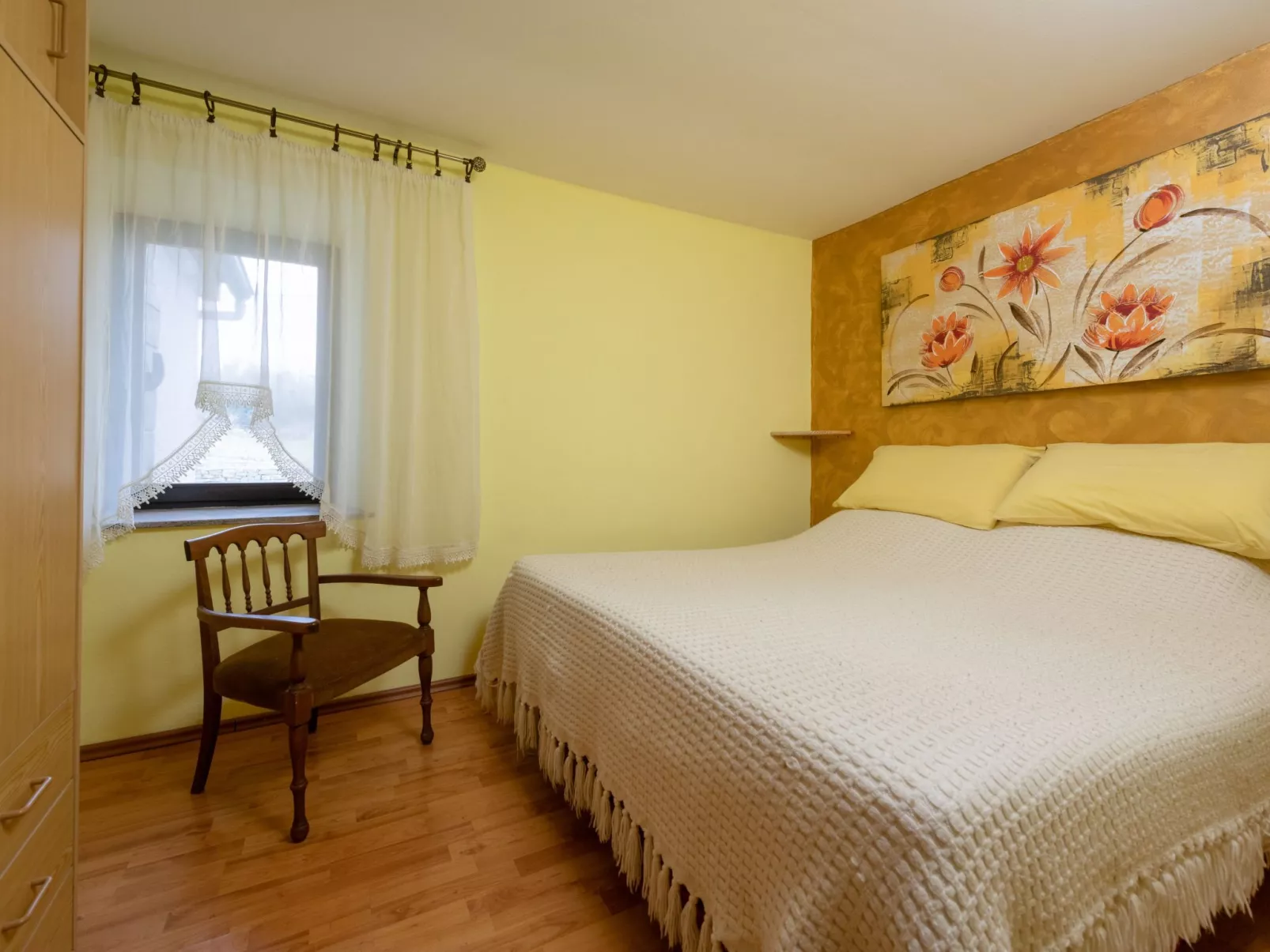 Studio apartment Larca-Image-tags.info