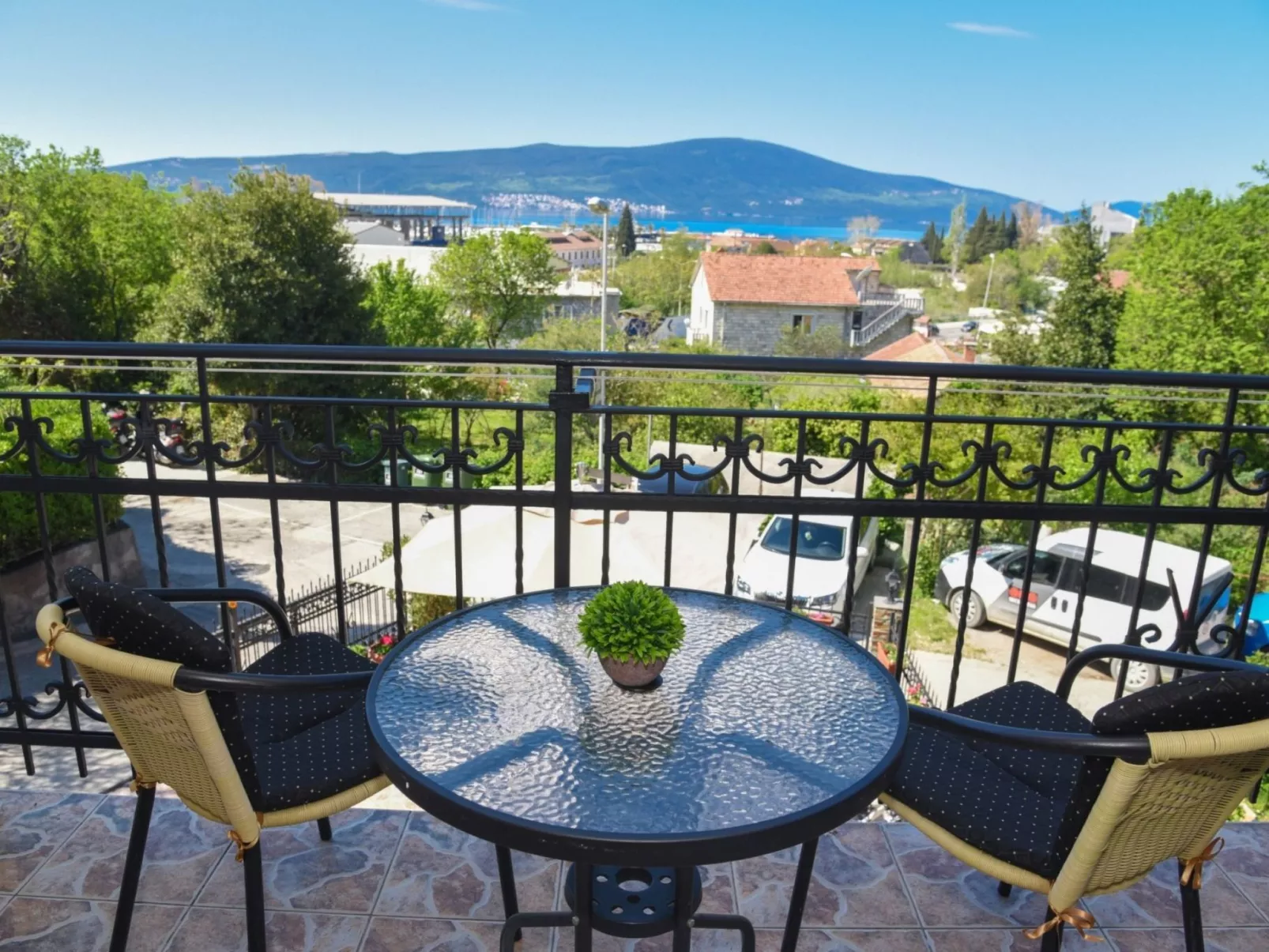 Studio für 3 Personen-Image-tags.info