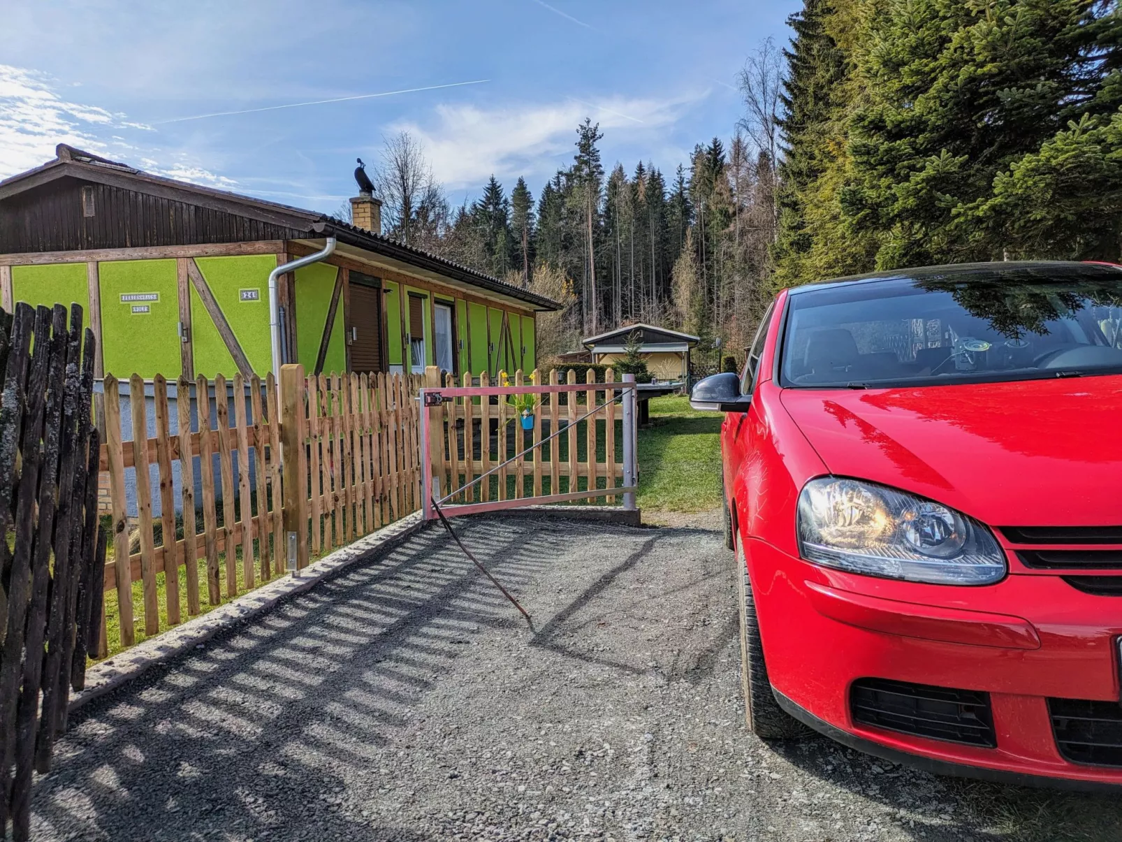 Am Wald gelegenes Ferienhaus "Wolf" mit Kamin-Outside