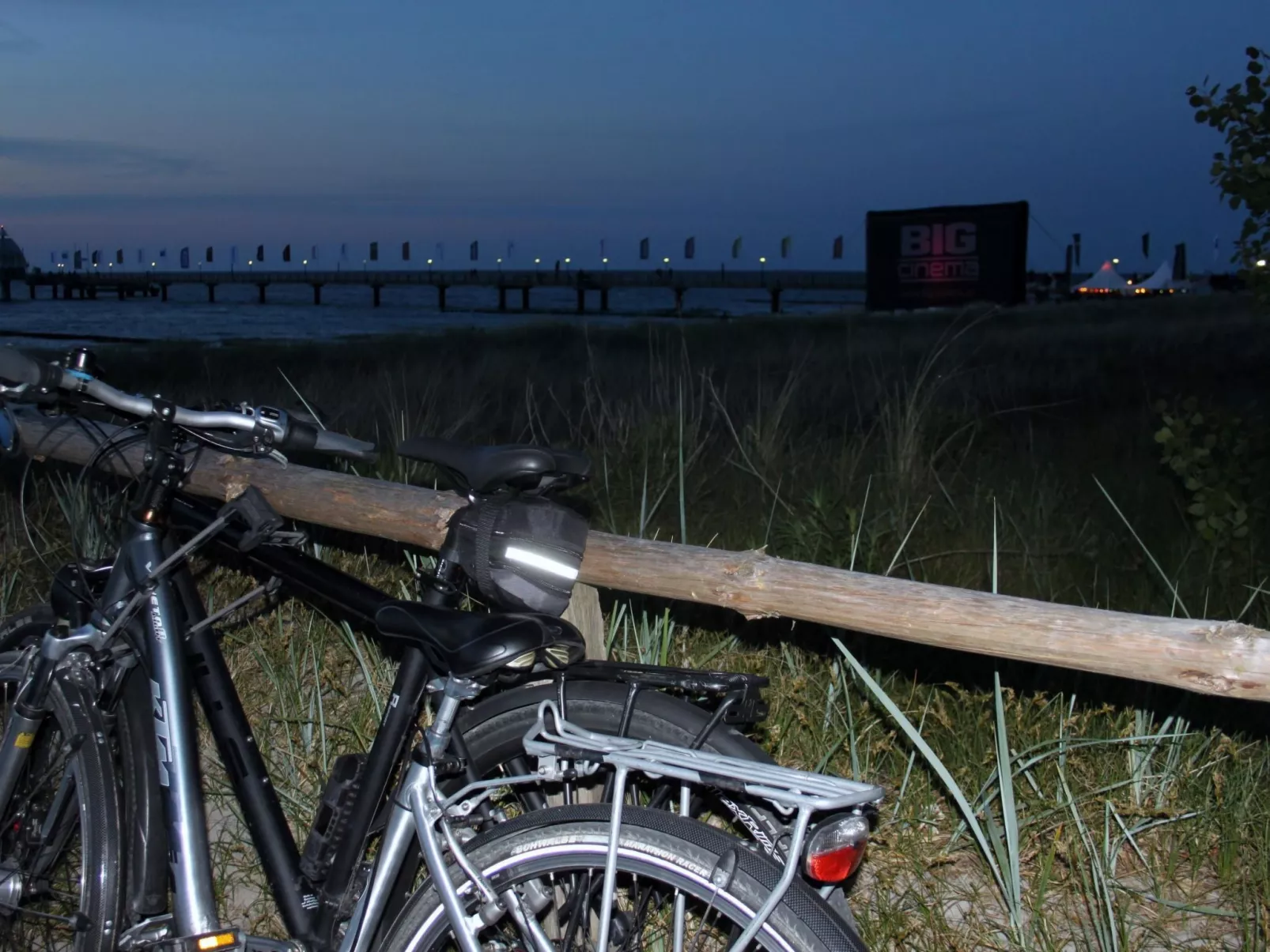 Strandnahe Wohnung mit Terrasse und Parkplatz-Dedans