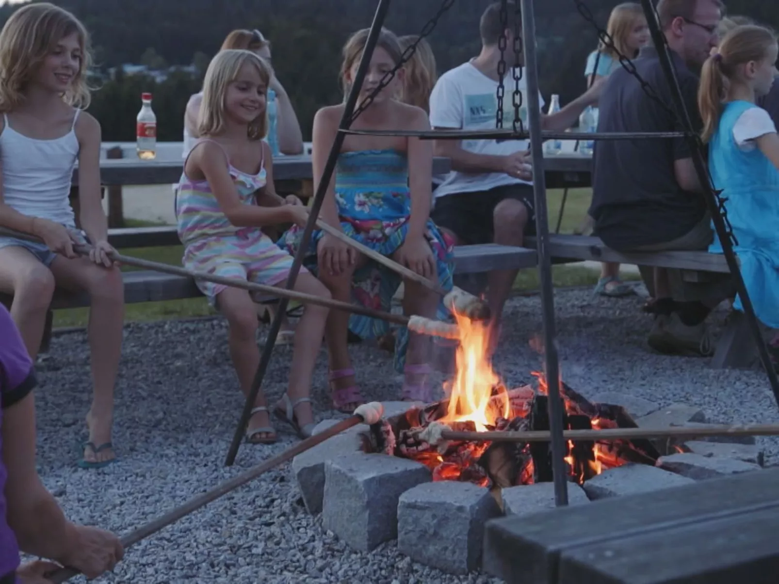 Landhaus mit Sonnenterrasse und Garten-Dehors