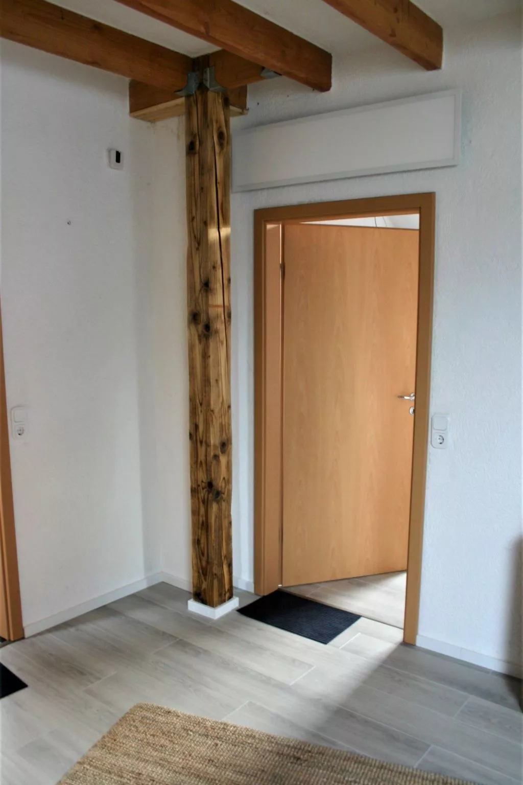 Helle Ferienwohnung in Mehren mit Eigenem Garten-Inside