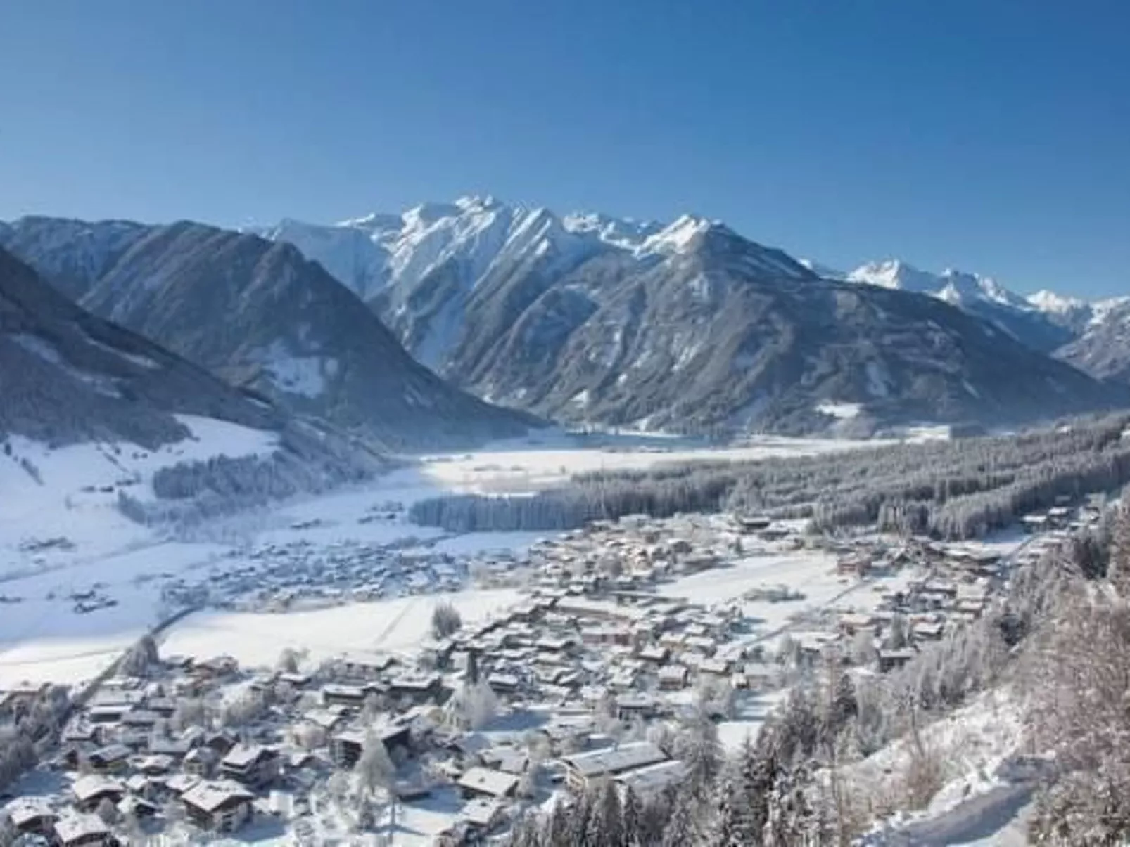 Bio-Haus # 401 - Outside