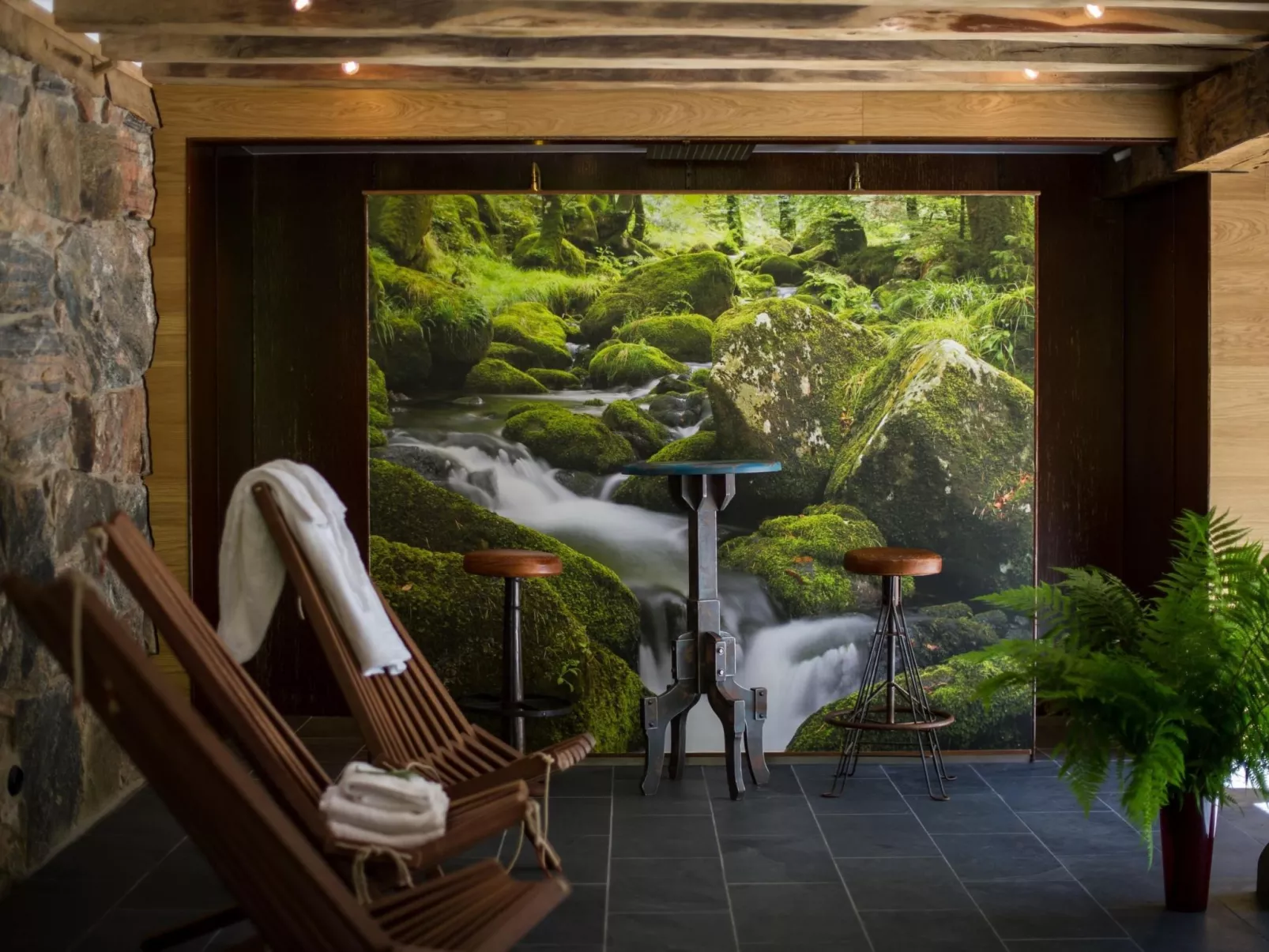 Direkt am See gelegen-Image-tags.info