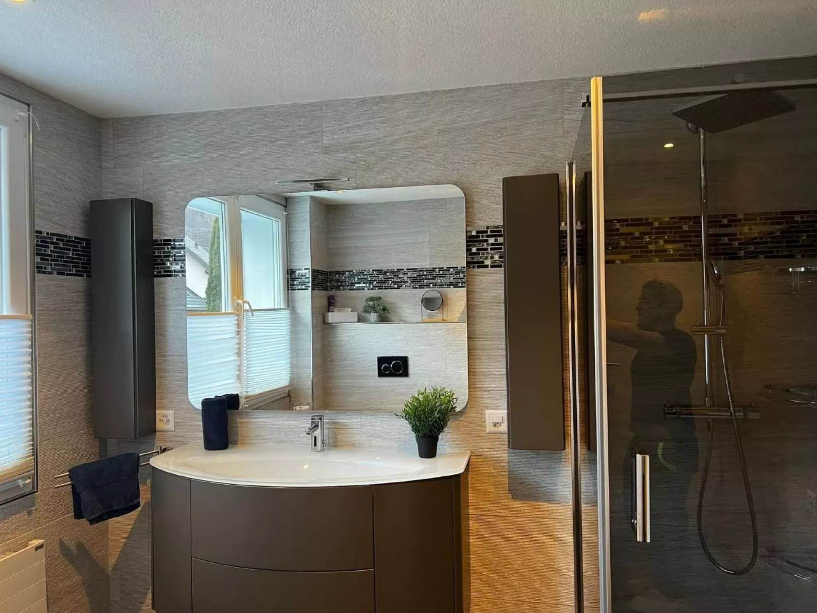 Mit eigener Terrasse-Dedans