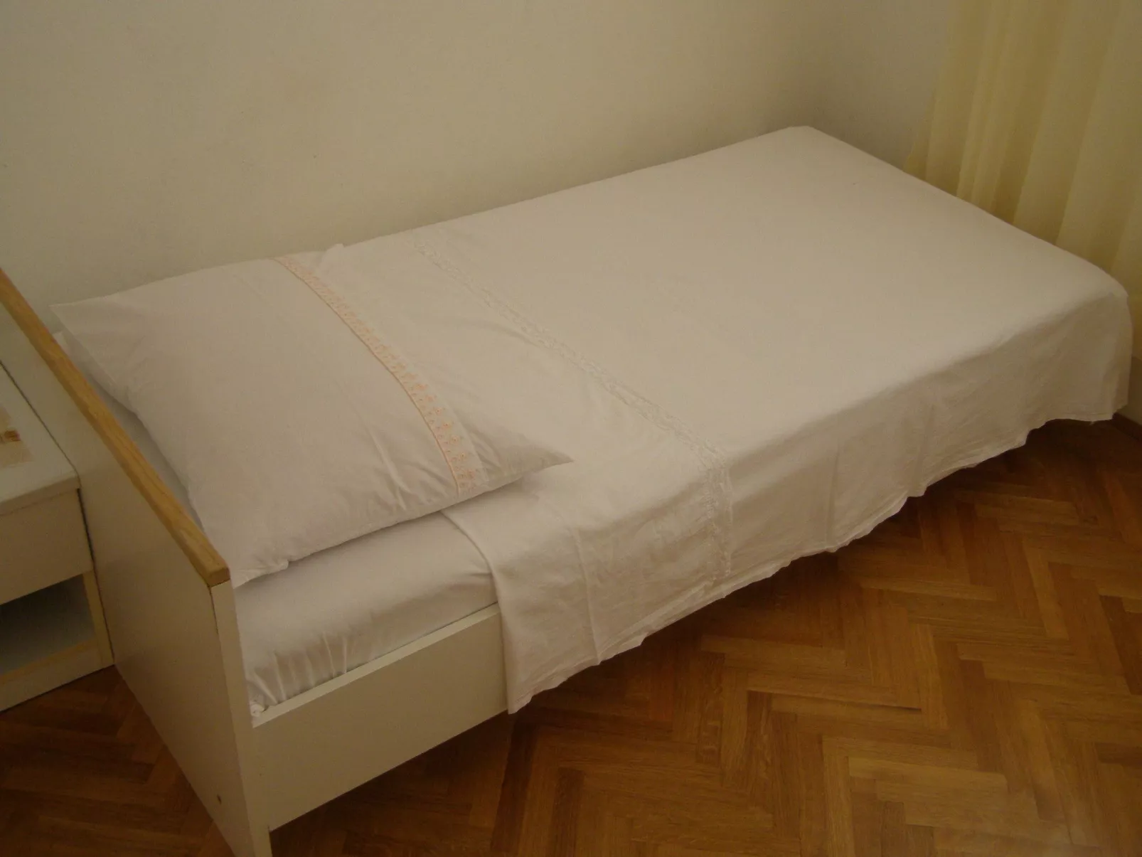 Wohnung mit zwei Schlafzimmern, direkt am Meer-Drinnen