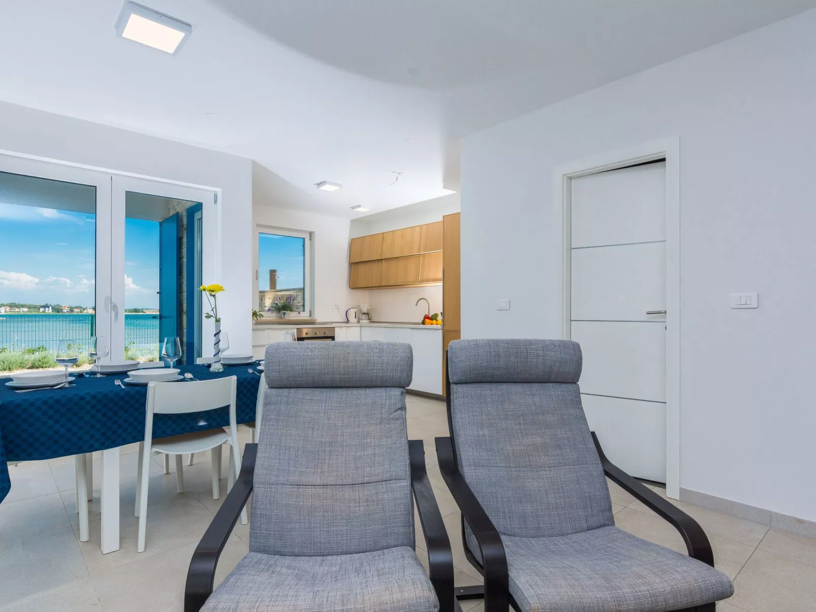 Ferienvilla "Miri Orchid" mit privatem Pool-Dedans