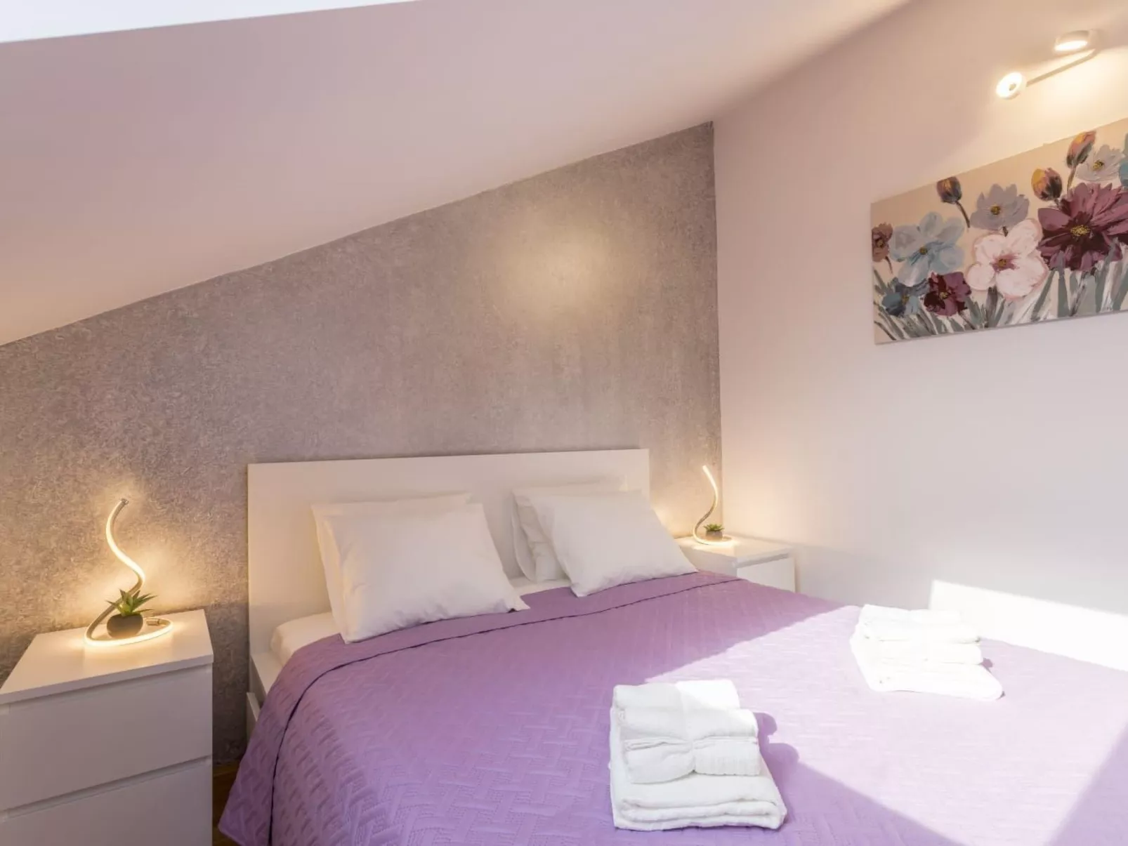 "Villa Tango1" mit eigenem Pool - Inside