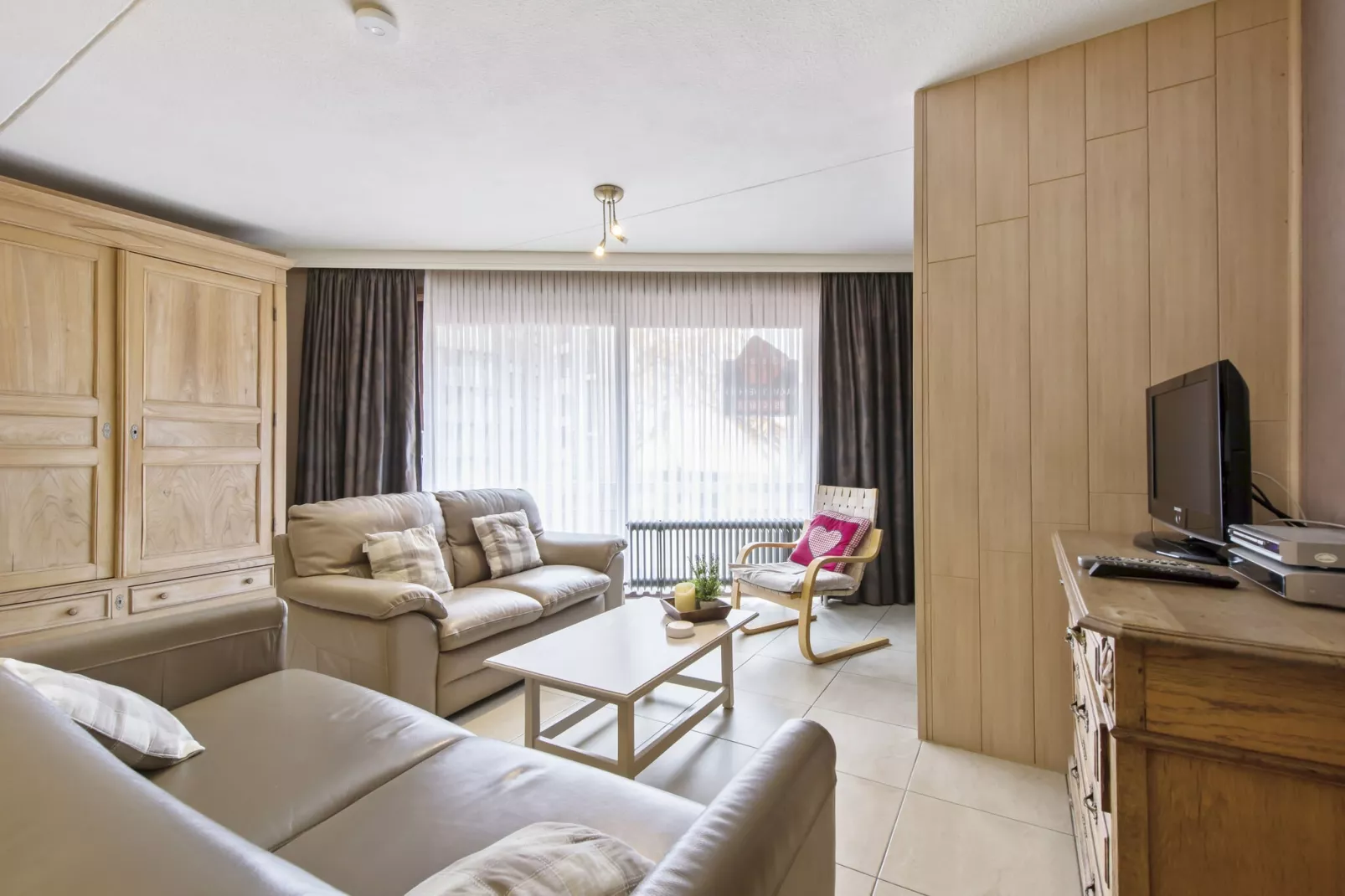 The Gallery DEF D2-Living room