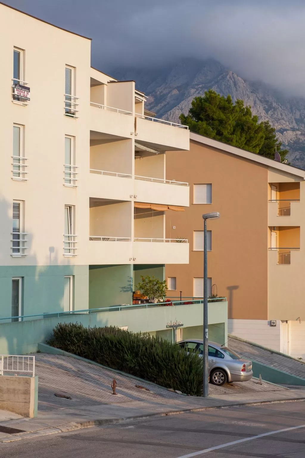Wohnung mit Blick auf das Wasser-Draußen