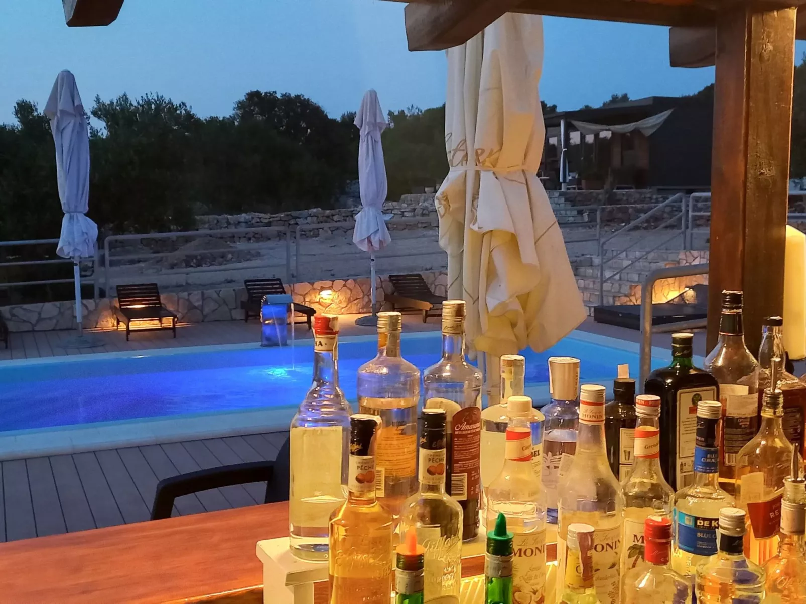 Strandhaus Sofia - Ferienanlage Bain, Žut - Kornati-Dehors