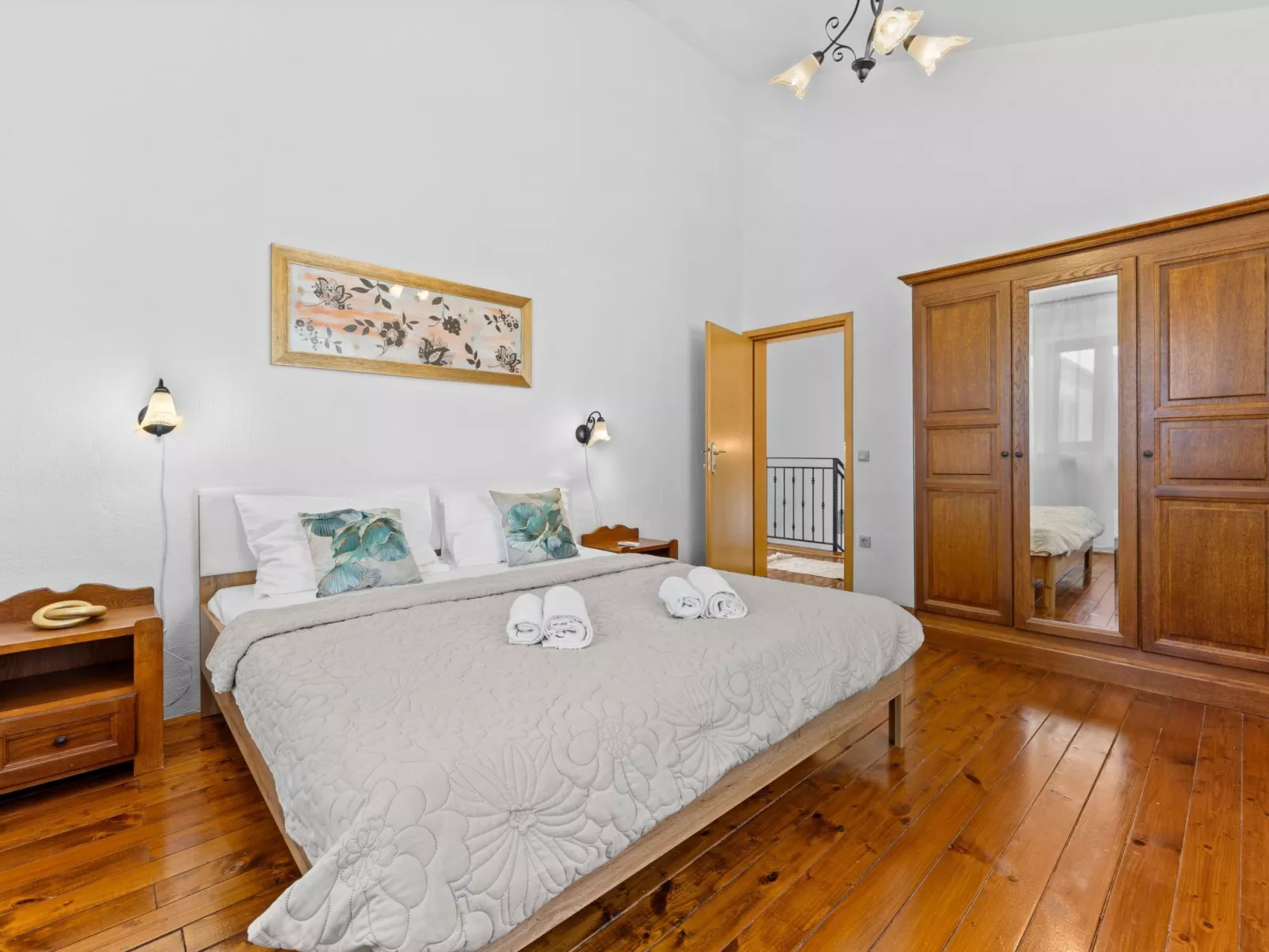 Villa Lara-Image-tags.info