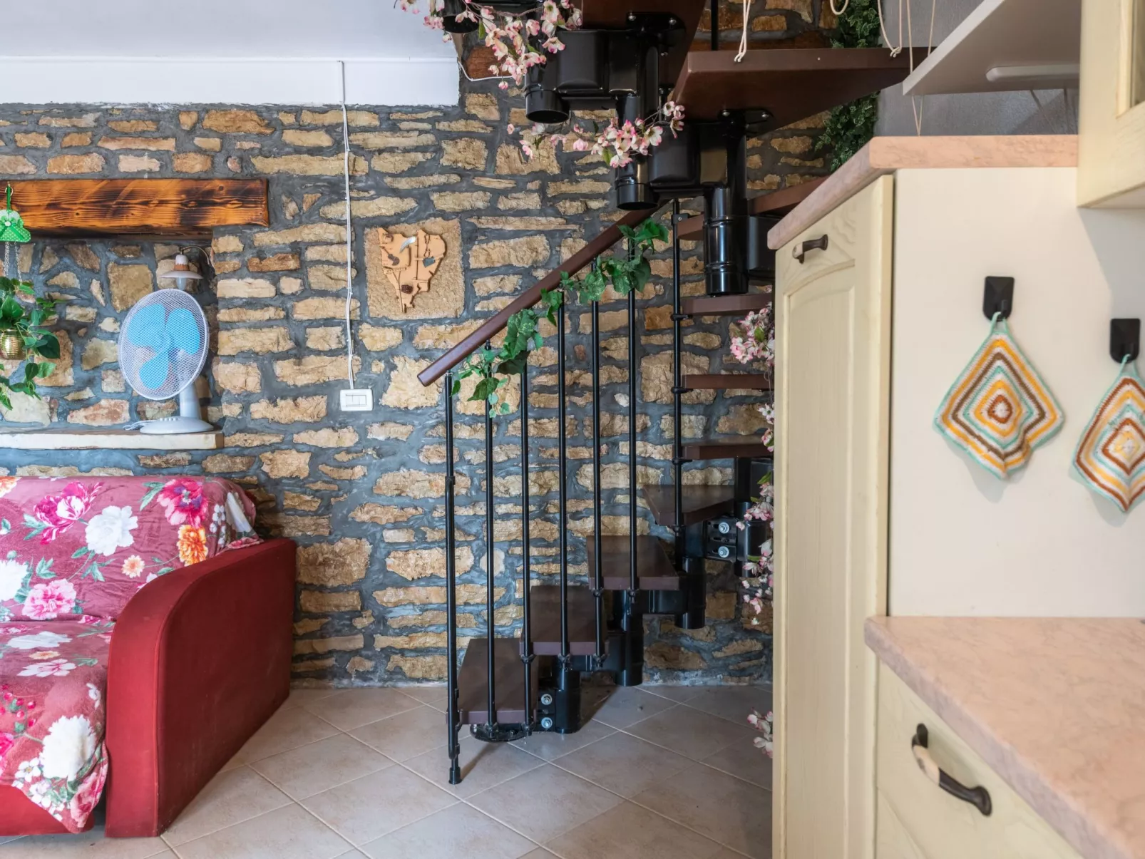 Apartment Larca-Dedans