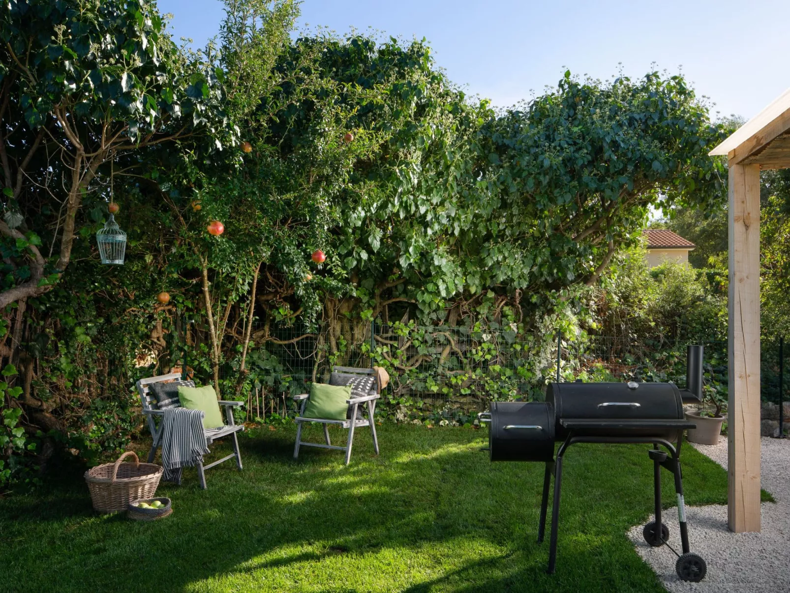 Mit eigenem Pool-Draußen