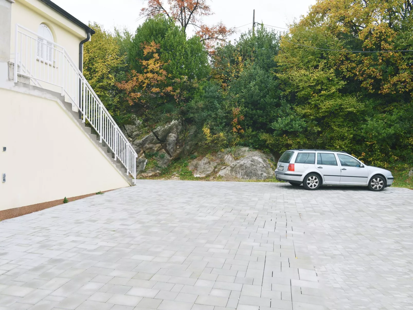 Charmante Wohnung "Relax 2" mit kostenlosem Parkplatz-Dehors