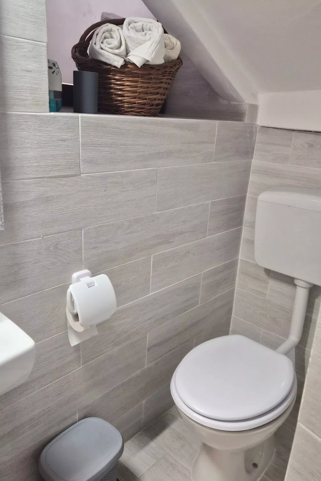 Mit Kamin in der Stadt Roc-Drinnen