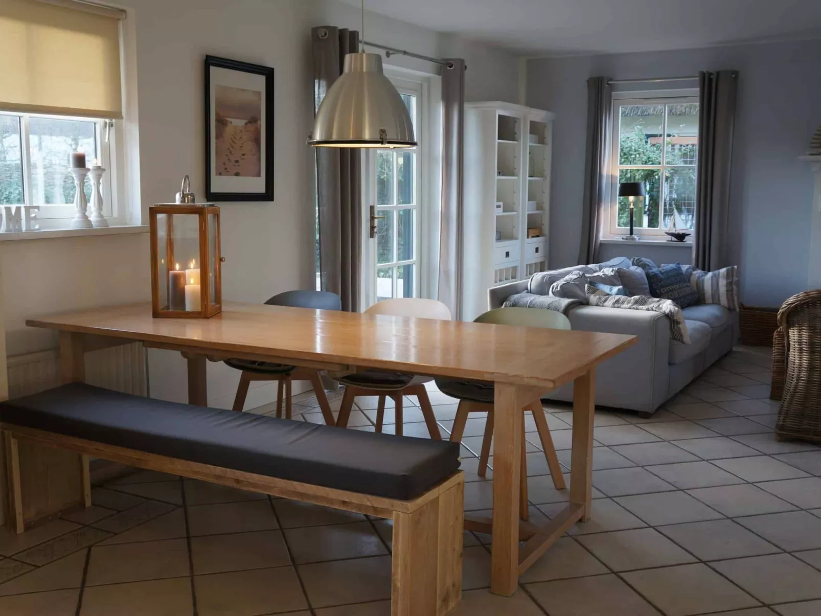 "Buiten 5" mit Terrasse und privatem Garten-Inside