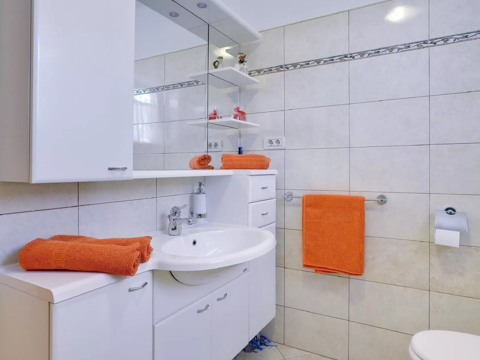 In Rakalj mit Großem Garten und Panoramablick-Inside