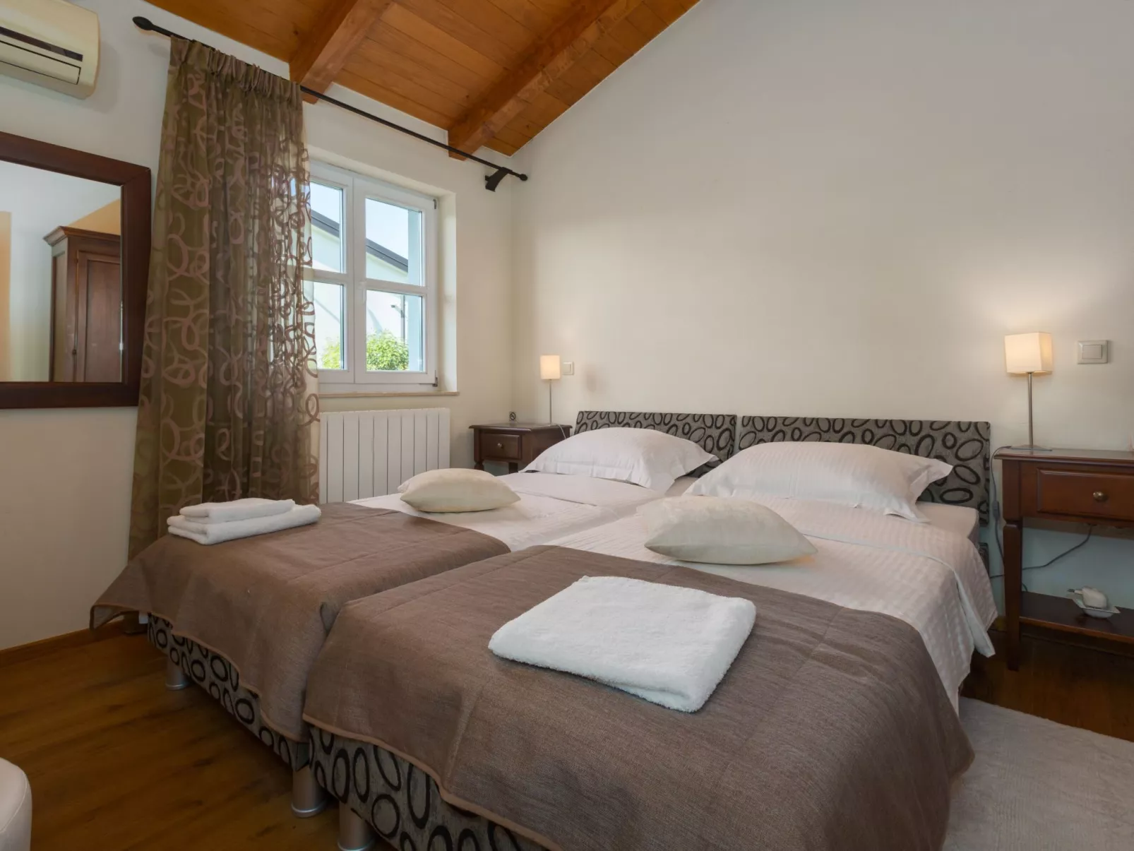 Ganz tolle Villa bis 12 Personen mit vielen Extras-Inside