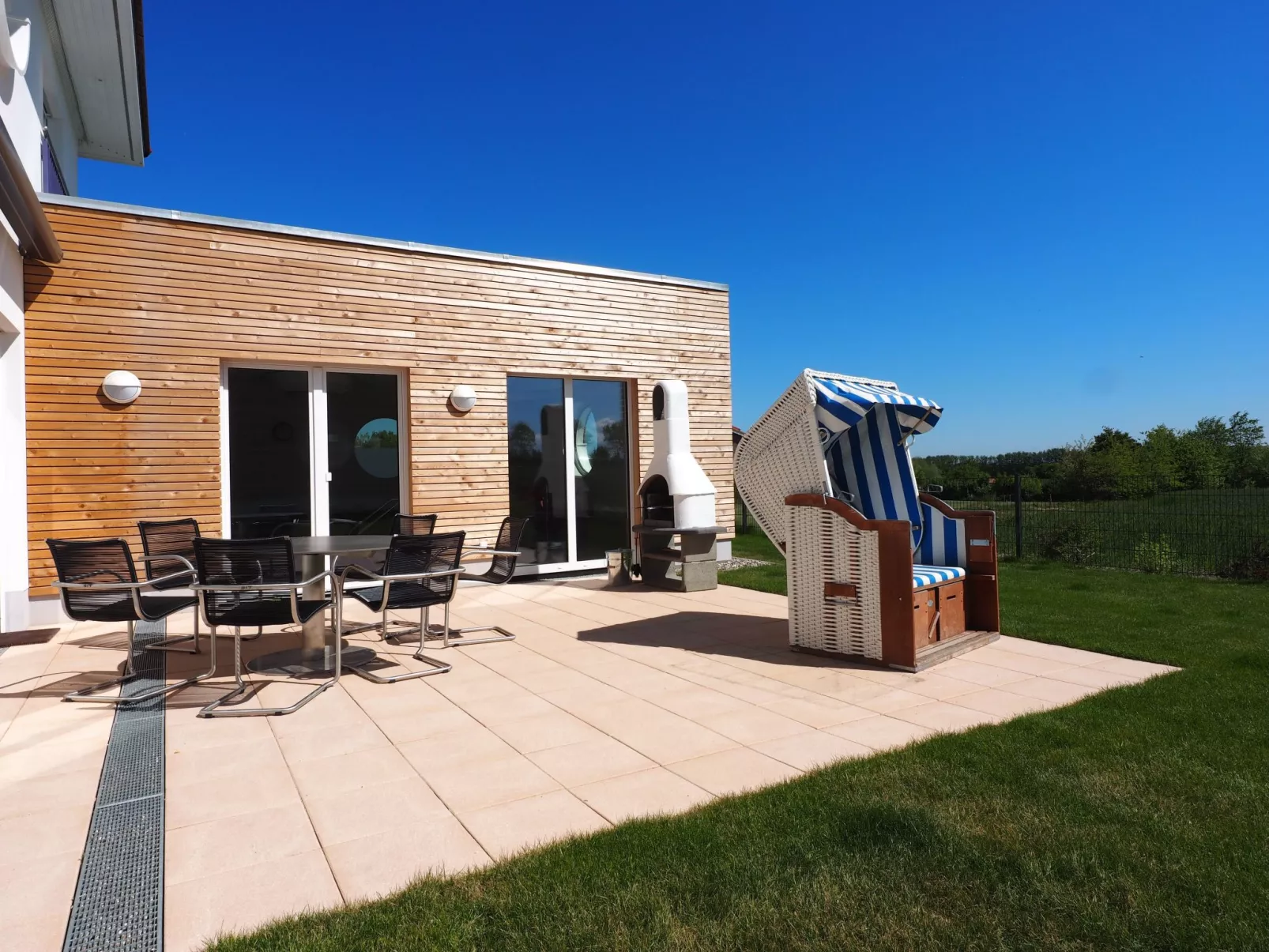 Ferienvilla in Hohenkirchen mit Privatem Pool Birdieweg 11a-Outside