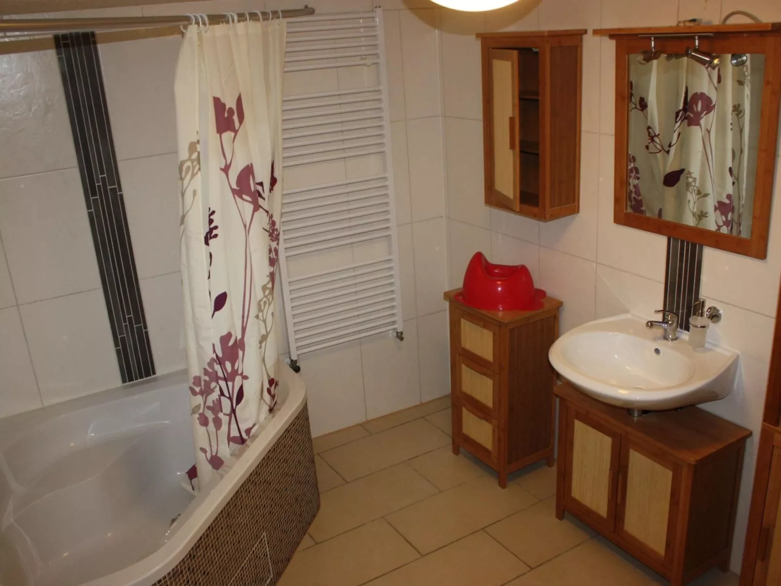 Zum Schilfrohr-Drinnen