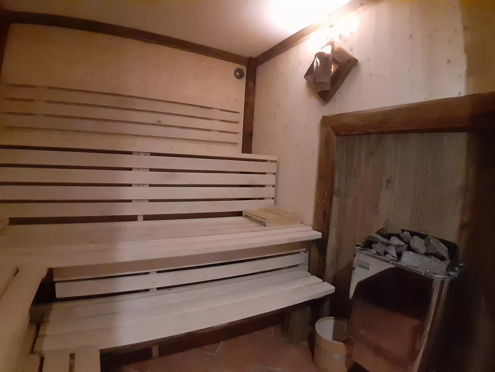 Lachtalhütte-Dedans