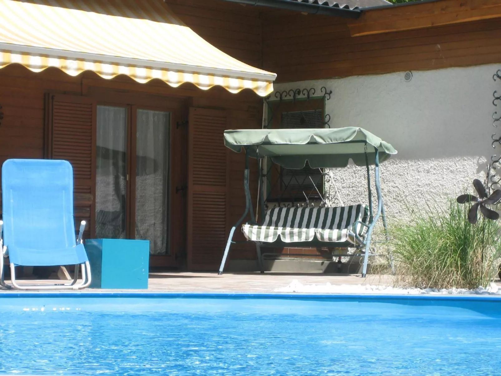 Erna Angermaier-Outside