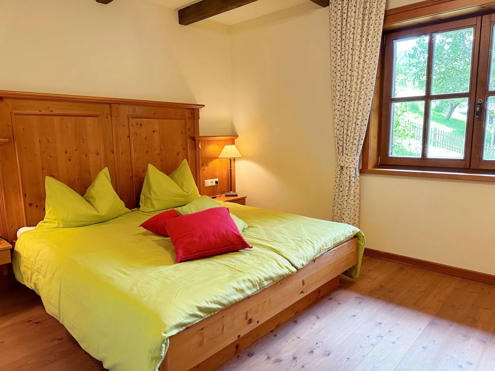 Wasserfal top 2-Inside