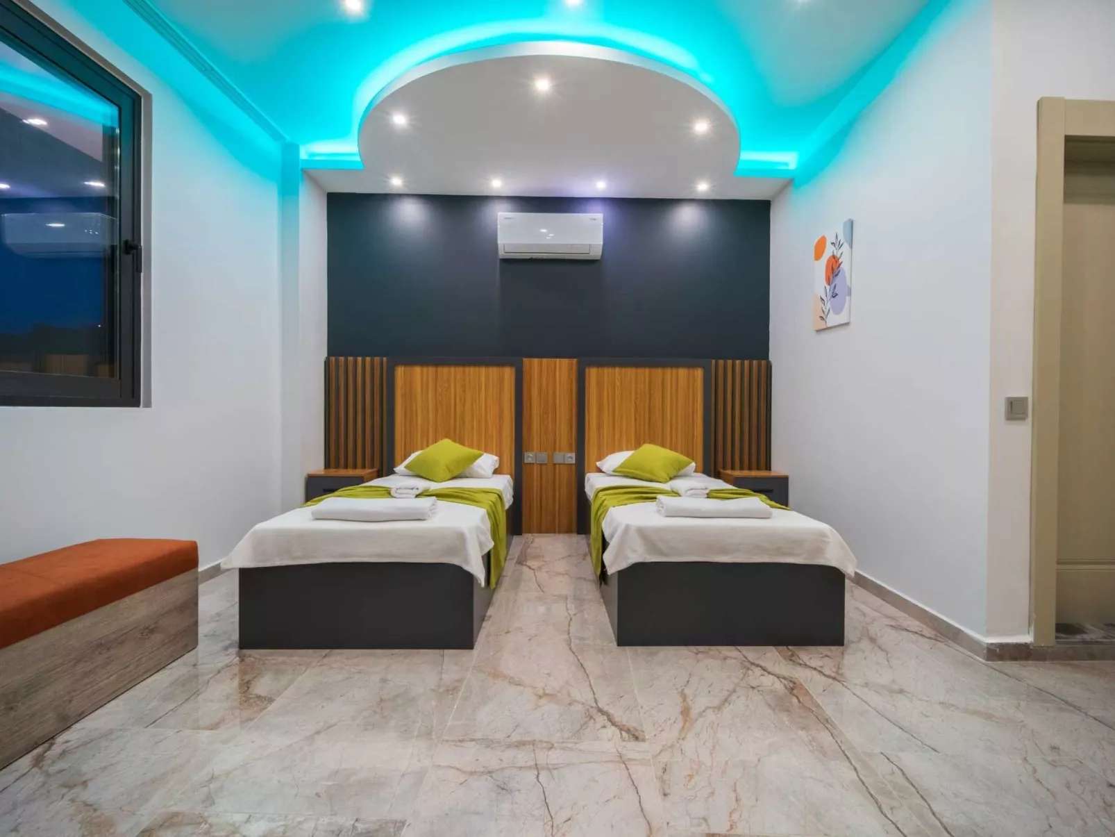 Romantische Luxusvilla "Sard 1" mit Jacuzzi-Image-tags.info