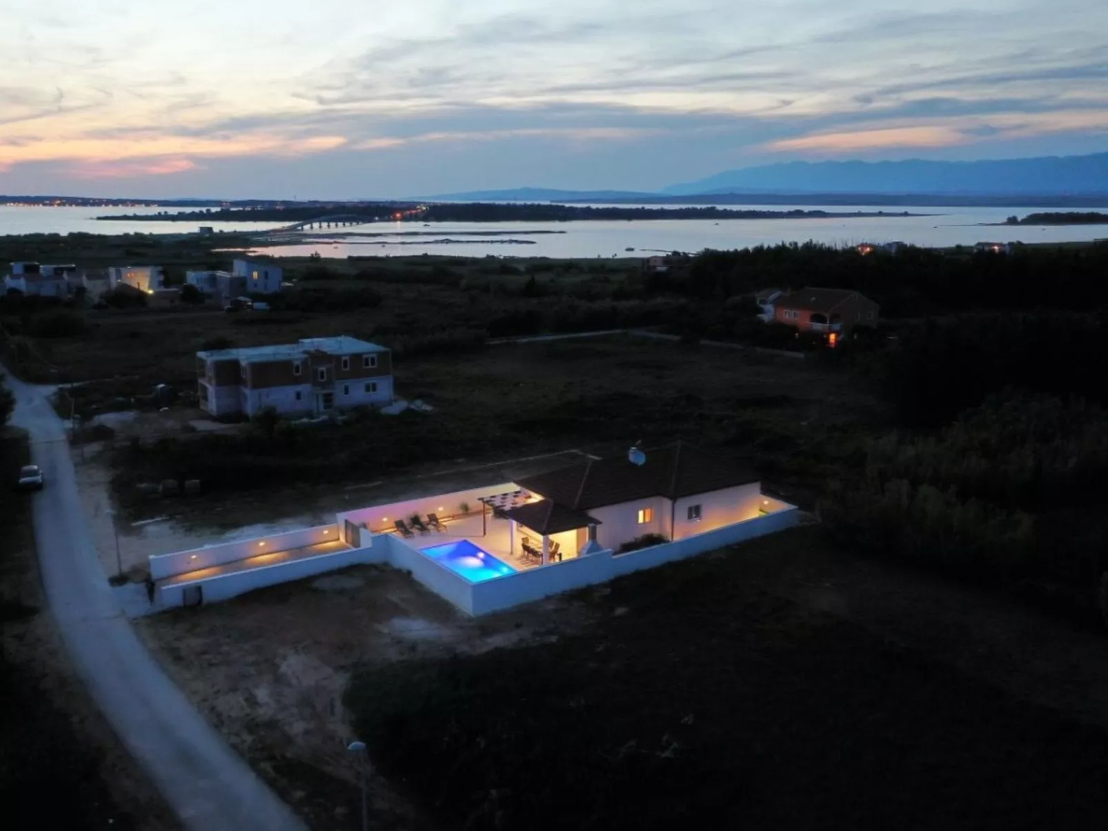 Villa mit beheiztem Pool Privlaka - TA Leut Agency-Draußen