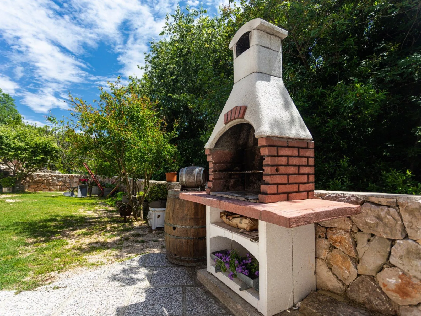 Gemütliches Steinhaus Nonna Stara-Dehors