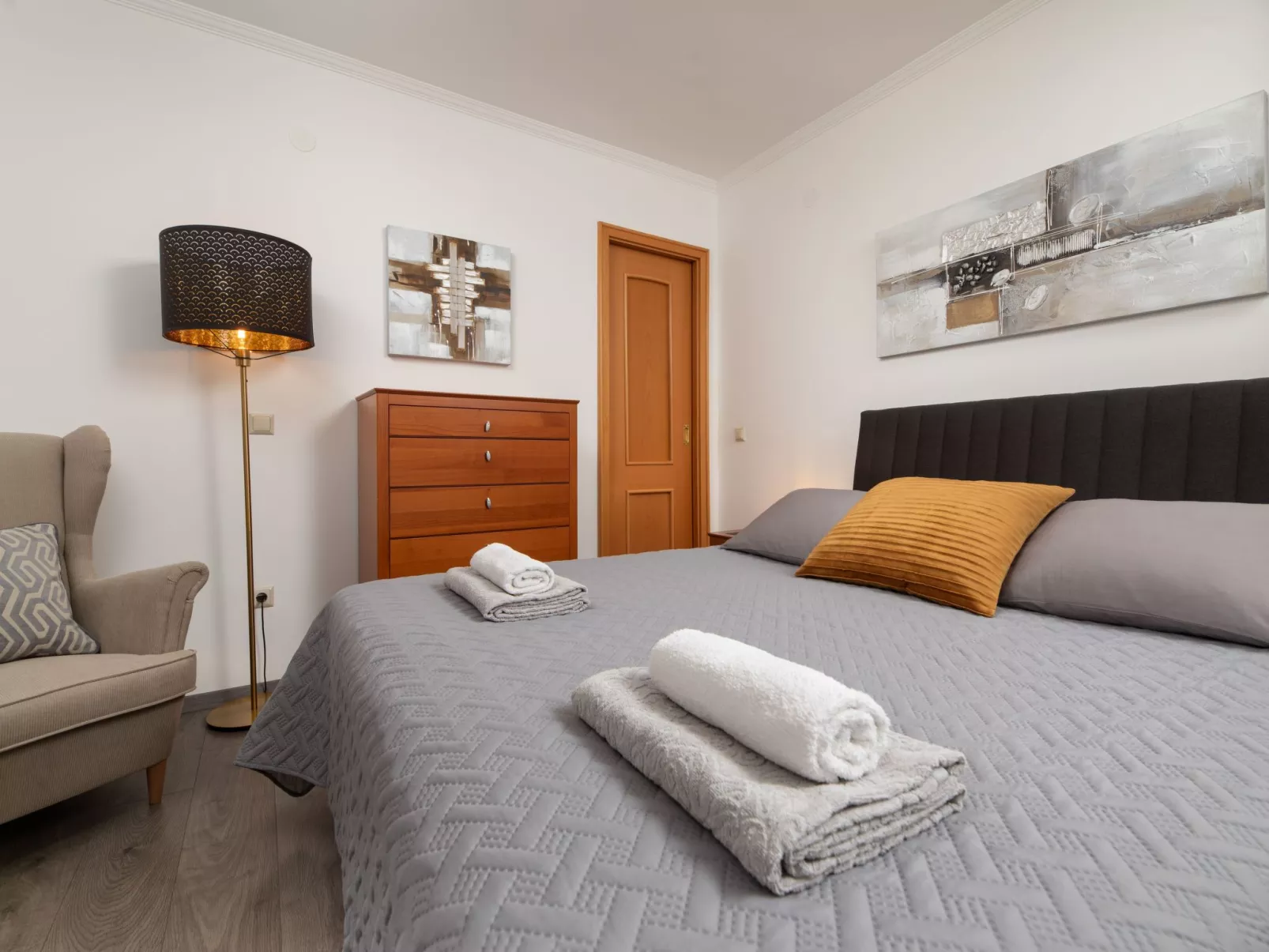 Für 2 Personen  + 1 Kind ca. 40 m&sup2; in Šilo, Adriaküste Kroatien (Kroatisch-Drinnen