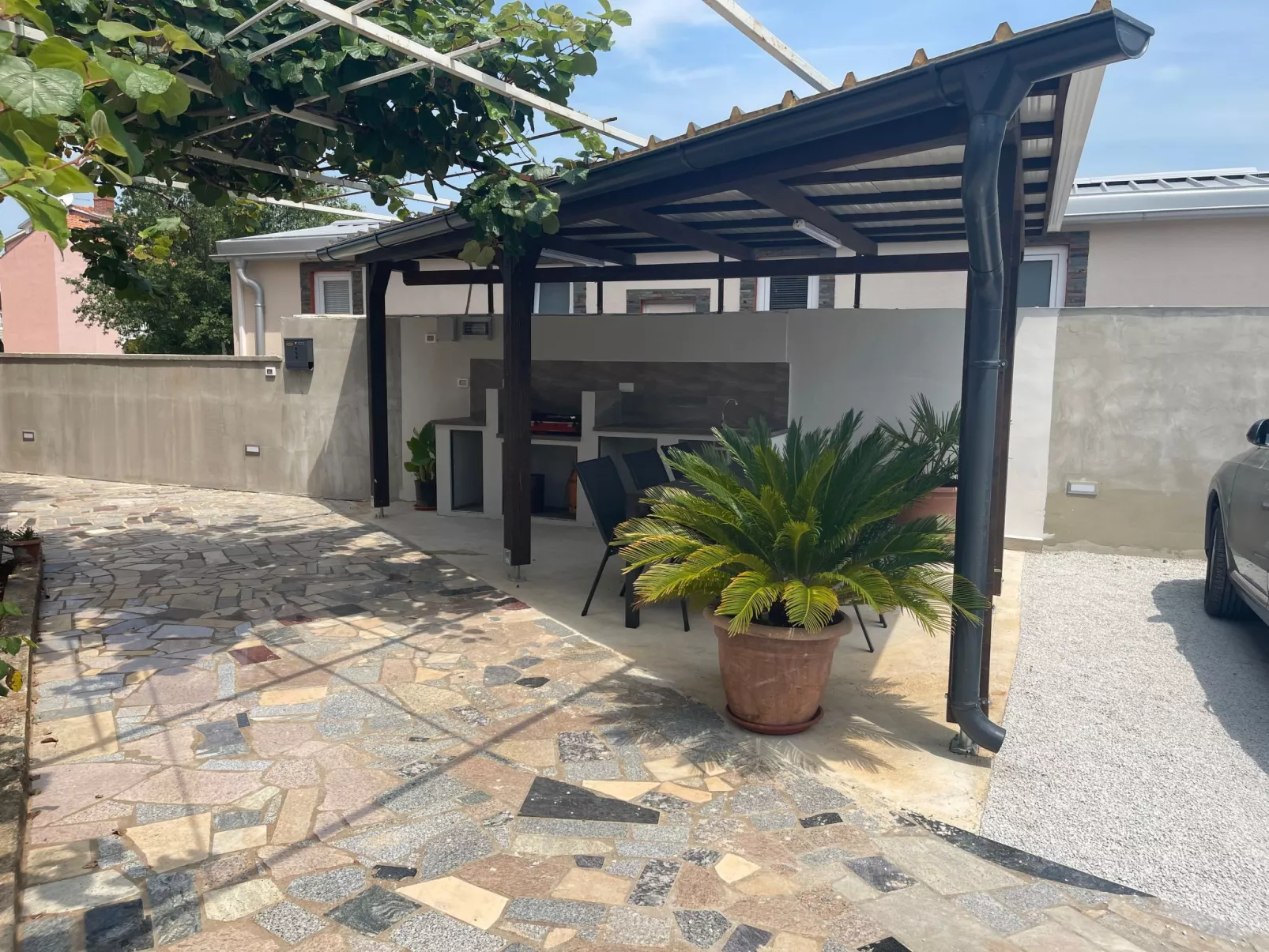 In Fažana mit Garten und Terrasse-Dedans