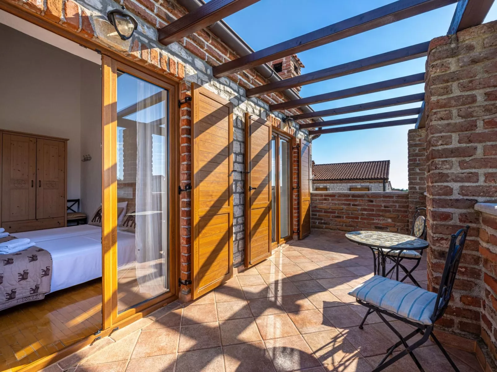 "Paradis 6" mit Whirlpool-Dehors