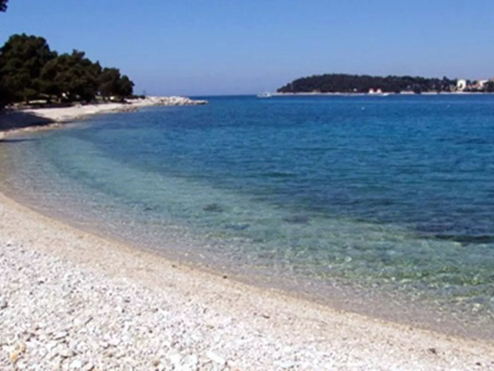 Wohnung mit Balkon-Draußen