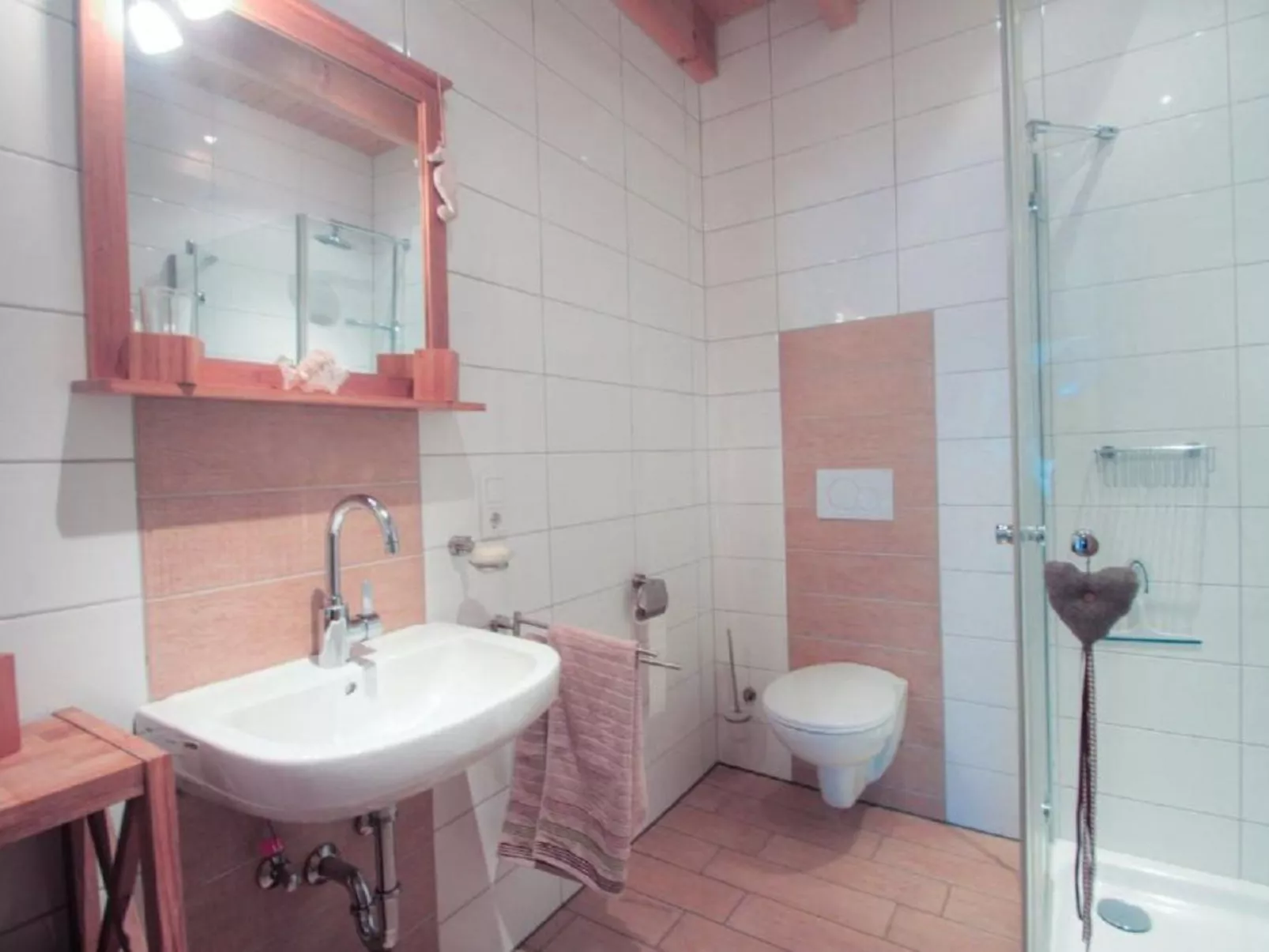 Landambiente Halbemond-Drinnen