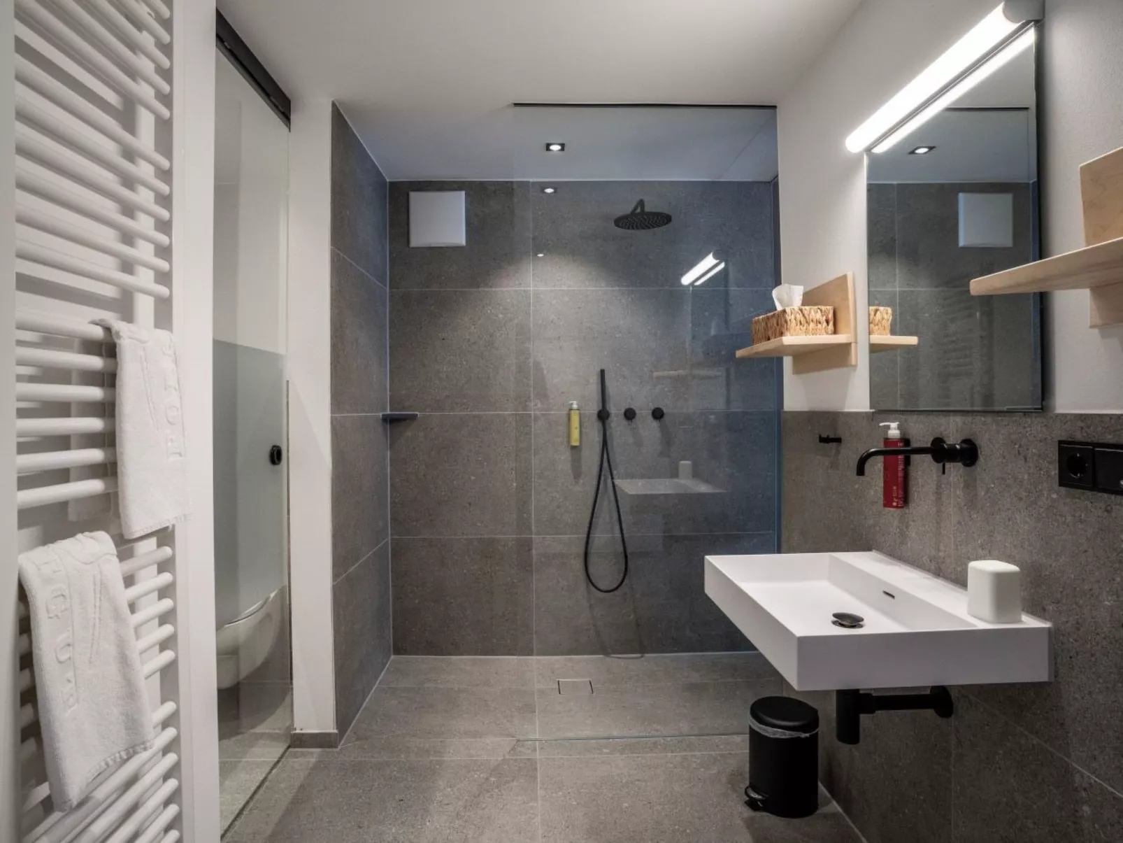 Exklusive Ferienwohnung mit eigener Sauna-Drinnen