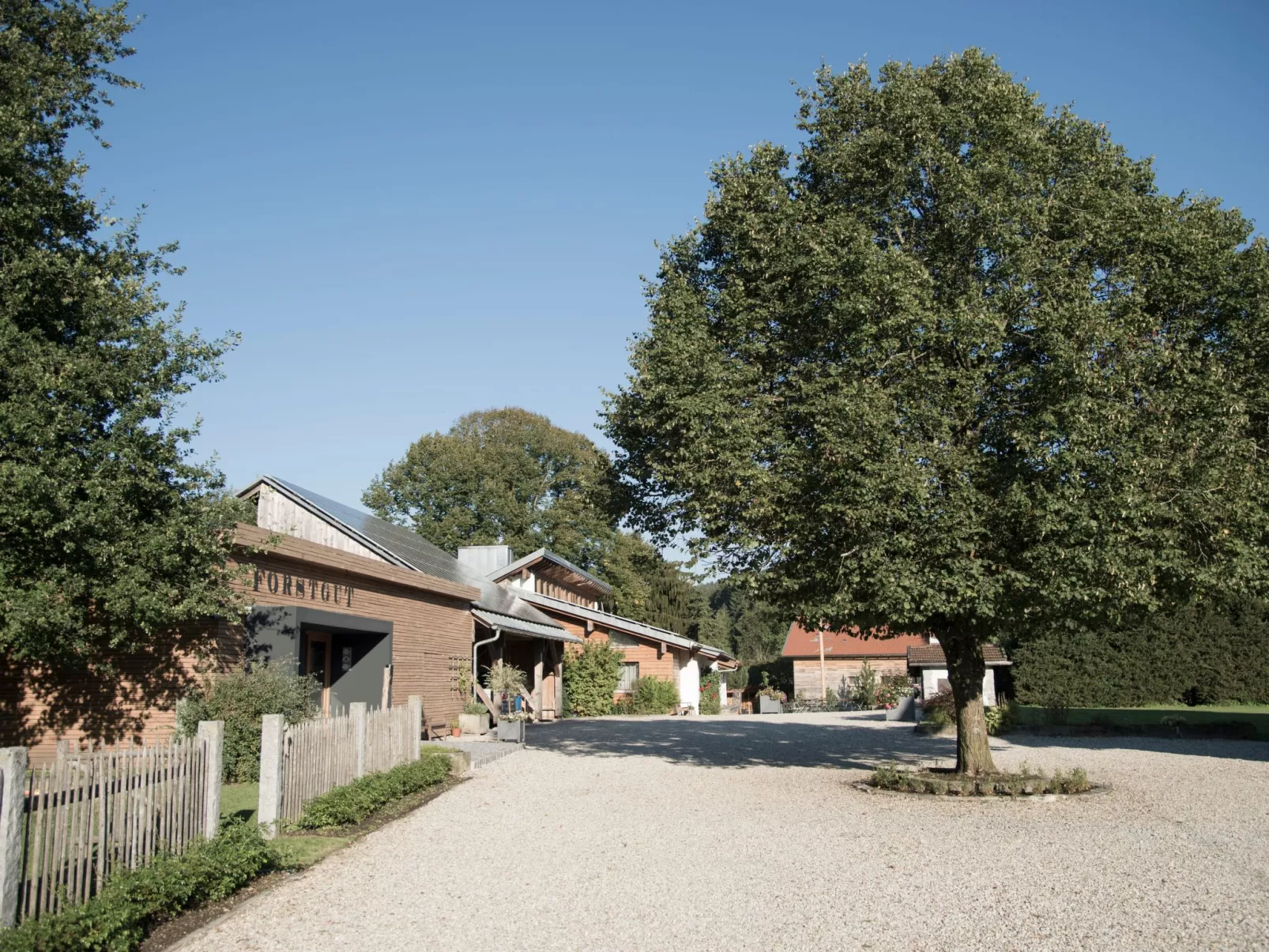 Exklusive Ferienwohnung mit eigener Sauna-Draußen