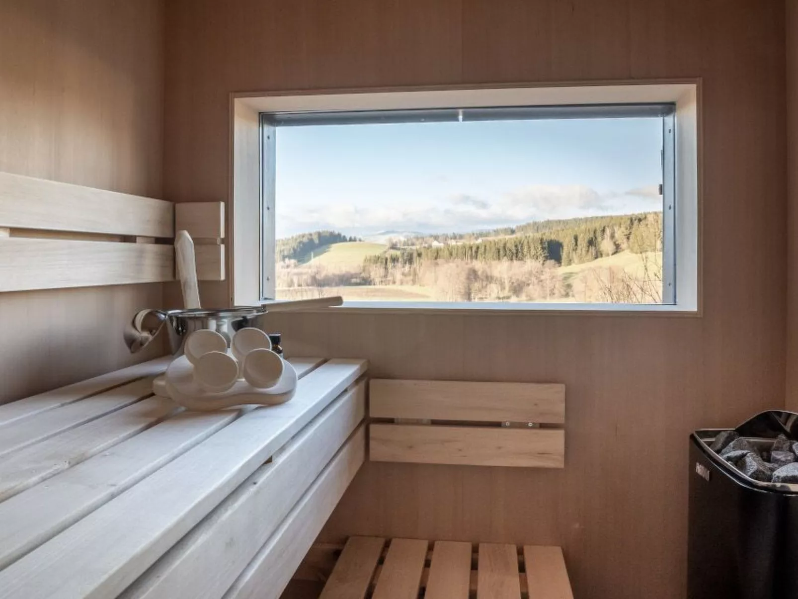 Exklusive Ferienwohnung mit eigener Sauna-Draußen