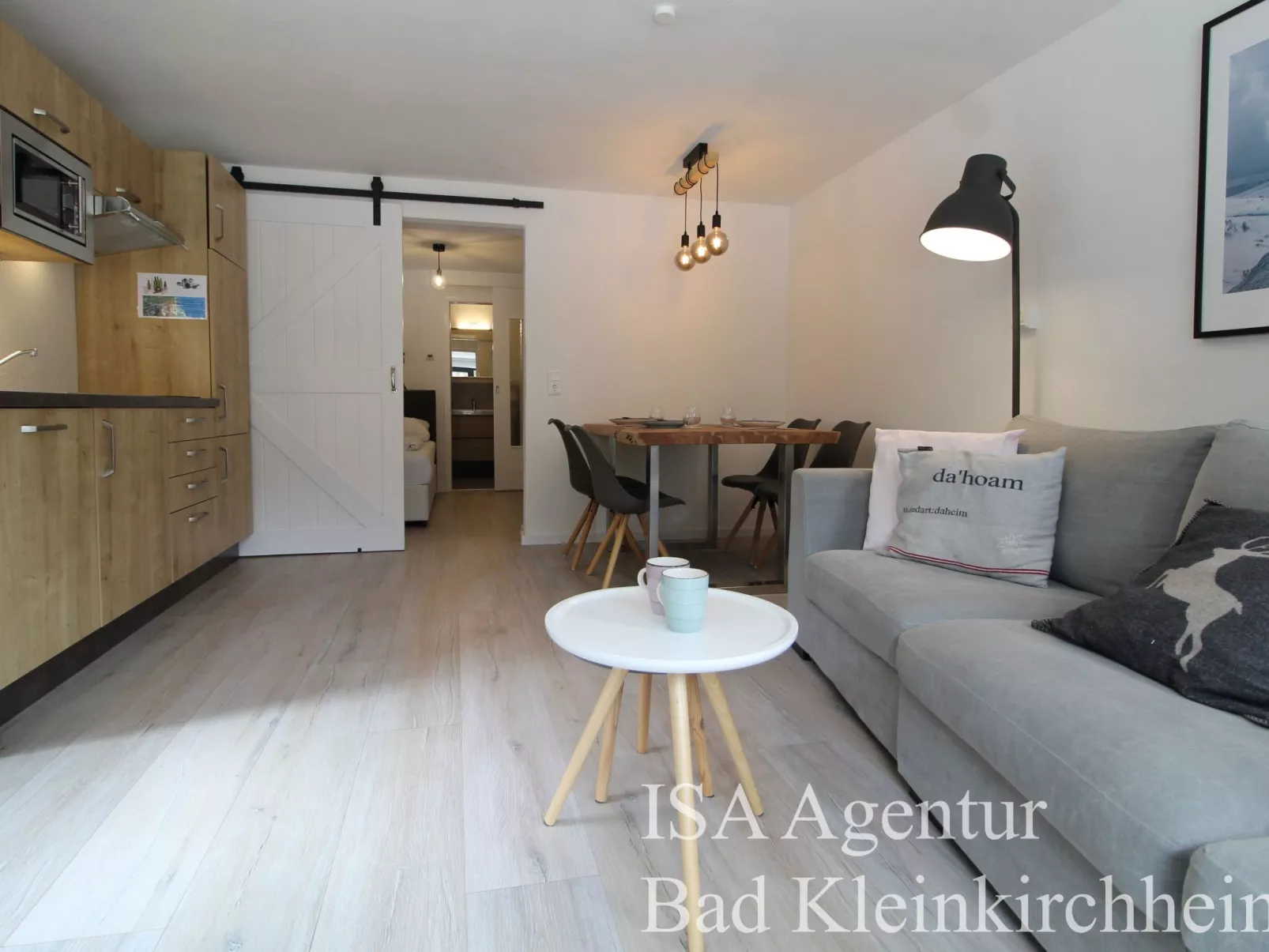 Camelot-Image-tags.info