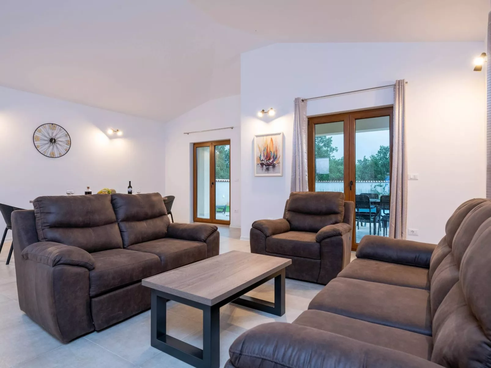 Luca-Image-tags.info